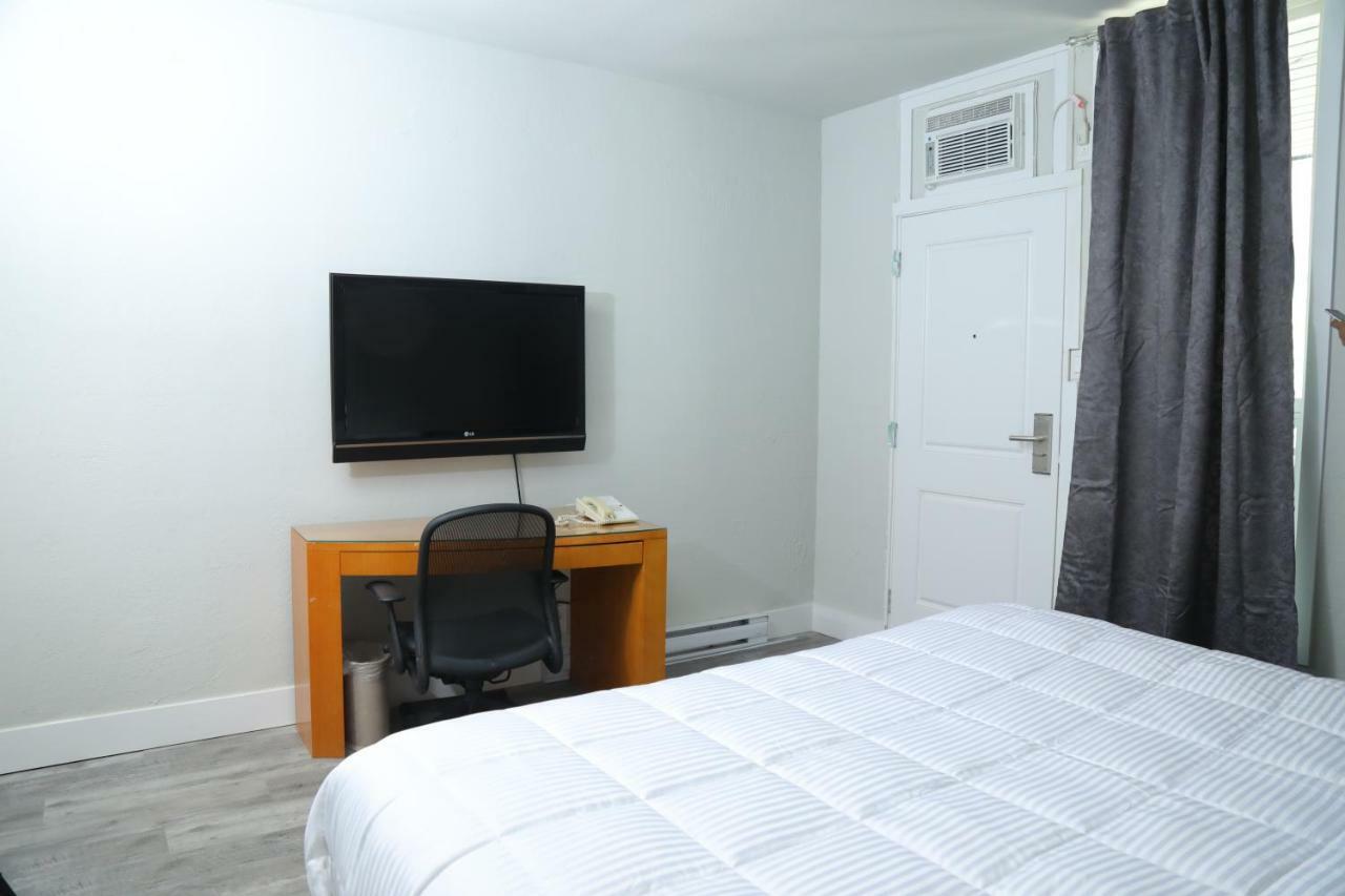 Fraser Inn Prince George Ngoại thất bức ảnh